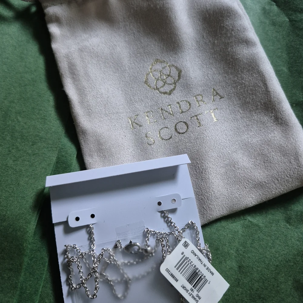 Kendra Scott Shanley Silver Necklace with Opalescent Pendant - Picture 2 of 3